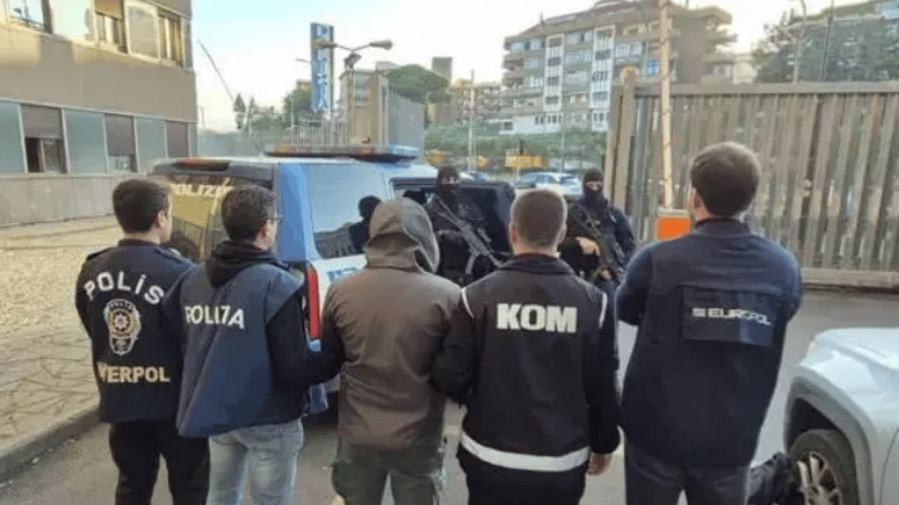 Foto - Suç örgütlerinin çocuk tetikçileri: Ailem için yaptım!