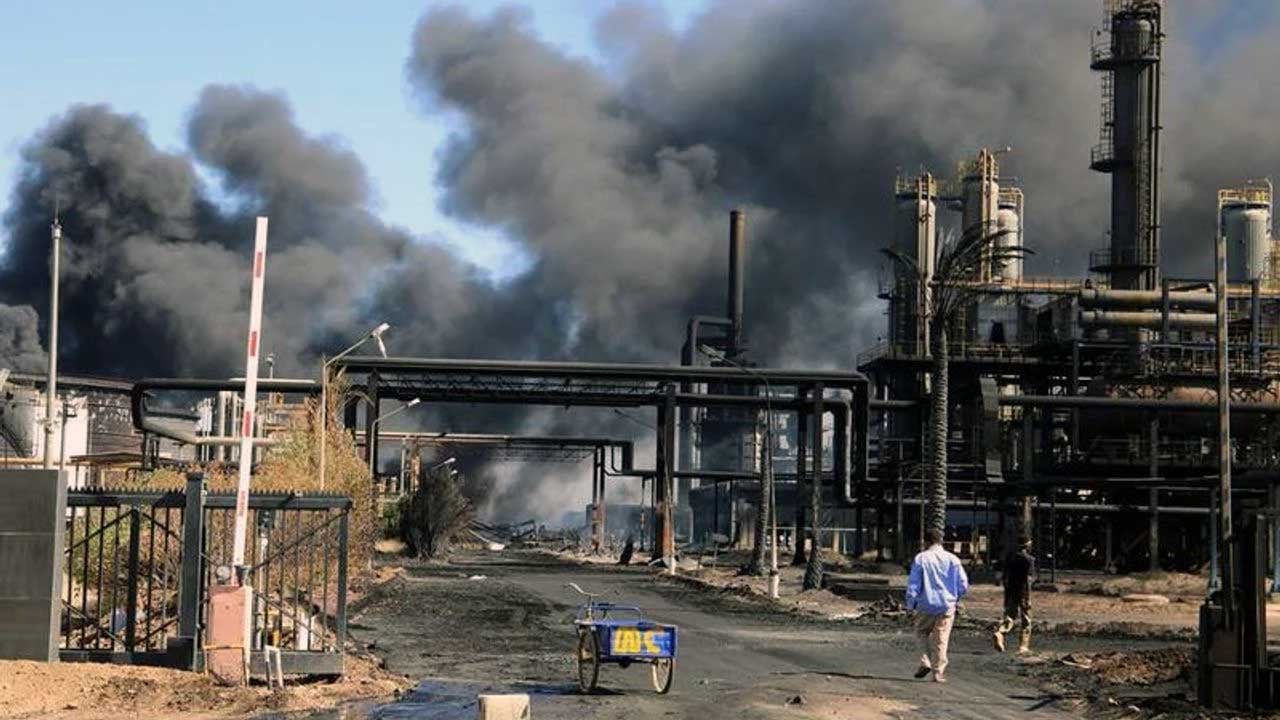 Foto - Sudan'da beklenen oldu! Hristiyan Güney Sudan petrole çökecek