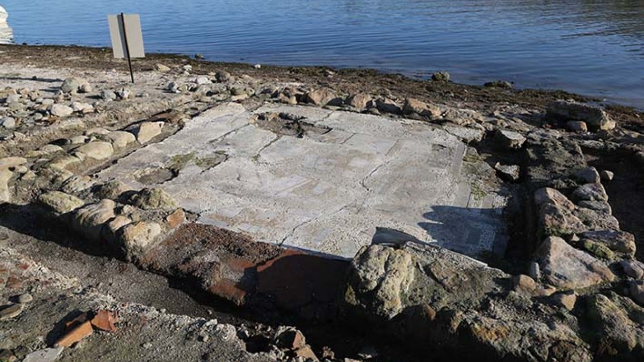 Foto - Sular çekildi ortaya tarih fışkırdı