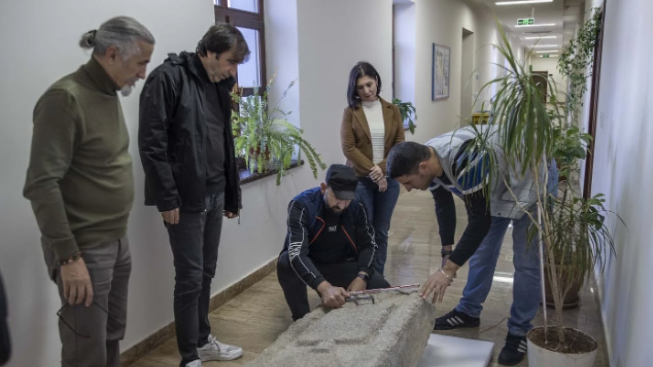 Foto - Sular çekilince gün yüzüne çıktı! Hemen koruma altına alındı