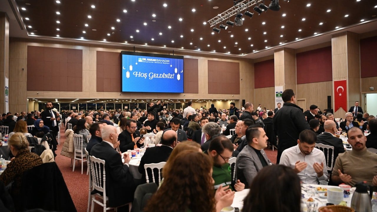 Foto - Süleyman Soylu da katıldı... Bahçelievler’de STK’lar İftar Sofrasında Buluştu