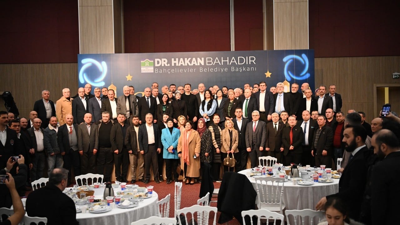 Foto - Süleyman Soylu da katıldı... Bahçelievler’de STK’lar İftar Sofrasında Buluştu