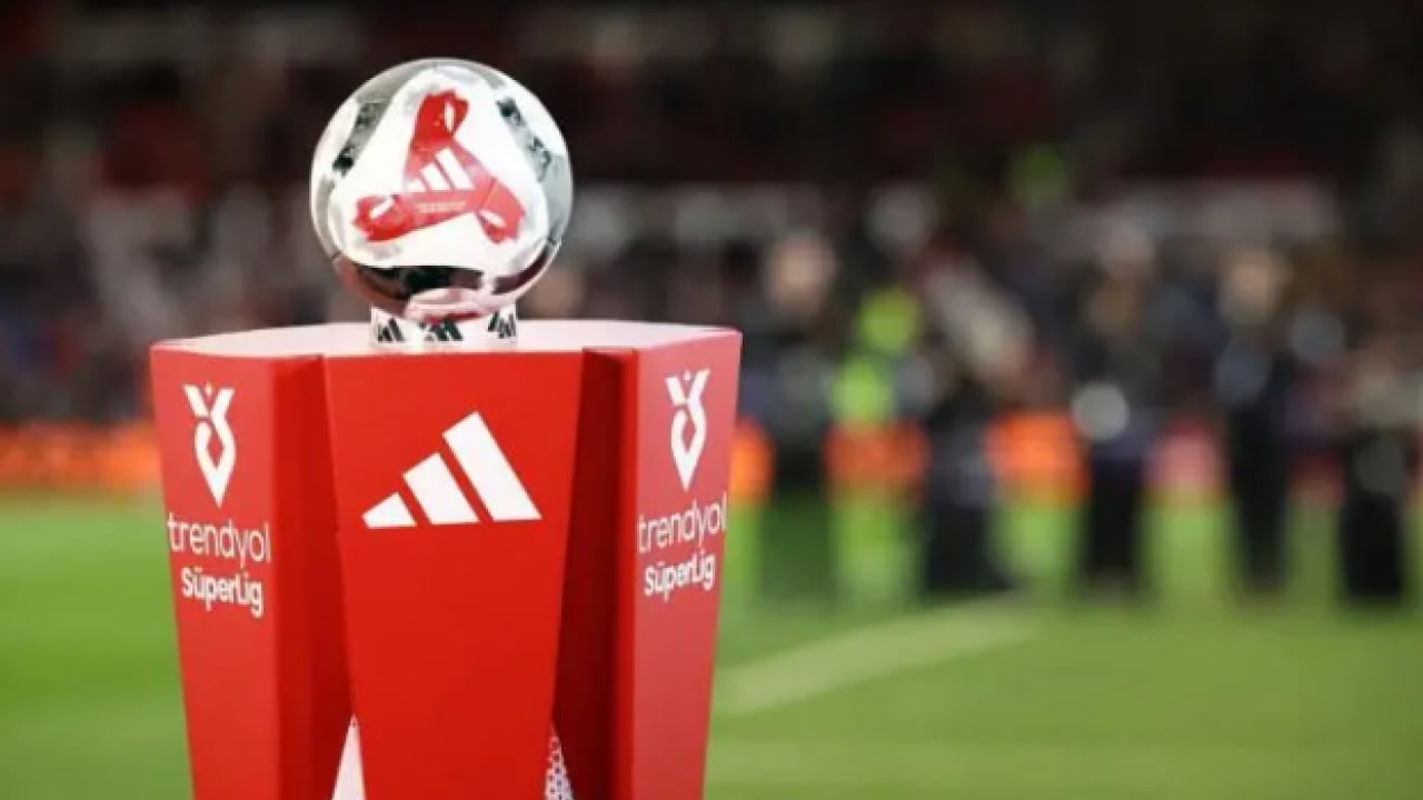 Foto - Süper Lig çöplüğe döndü! İşte değişen teknik direktörler!