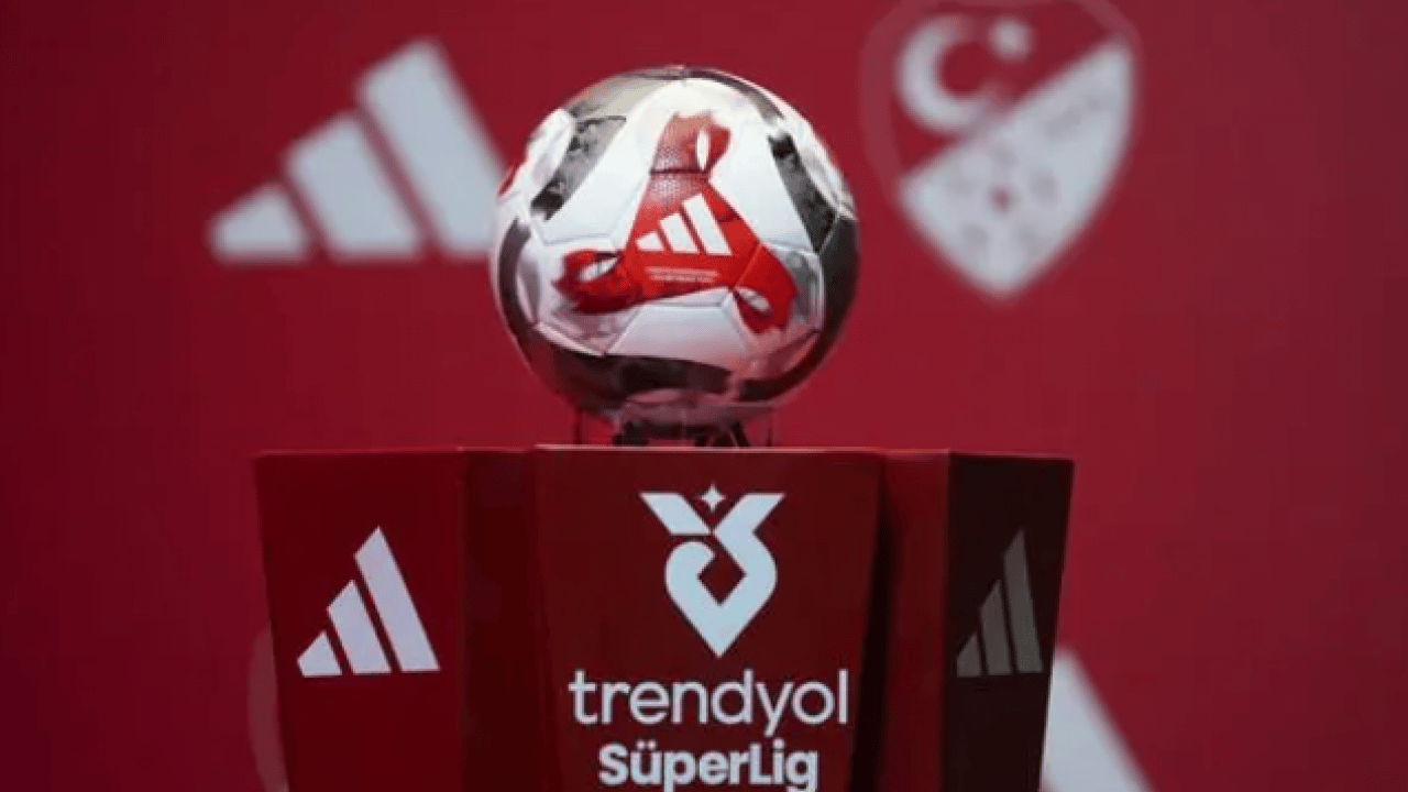 Foto - Süper Lig çöplüğe döndü! İşte değişen teknik direktörler!
