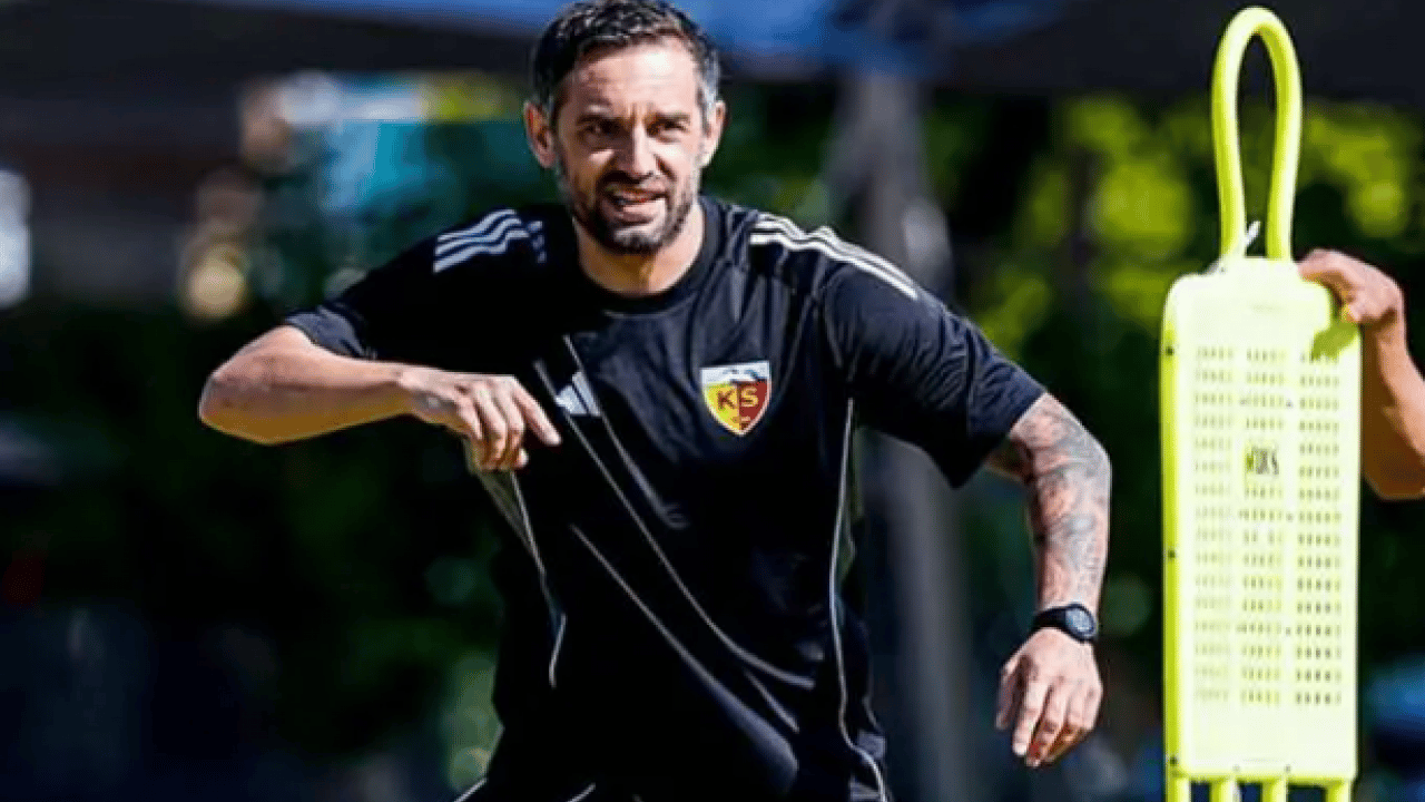 Foto - Süper Lig çöplüğe döndü! İşte değişen teknik direktörler!