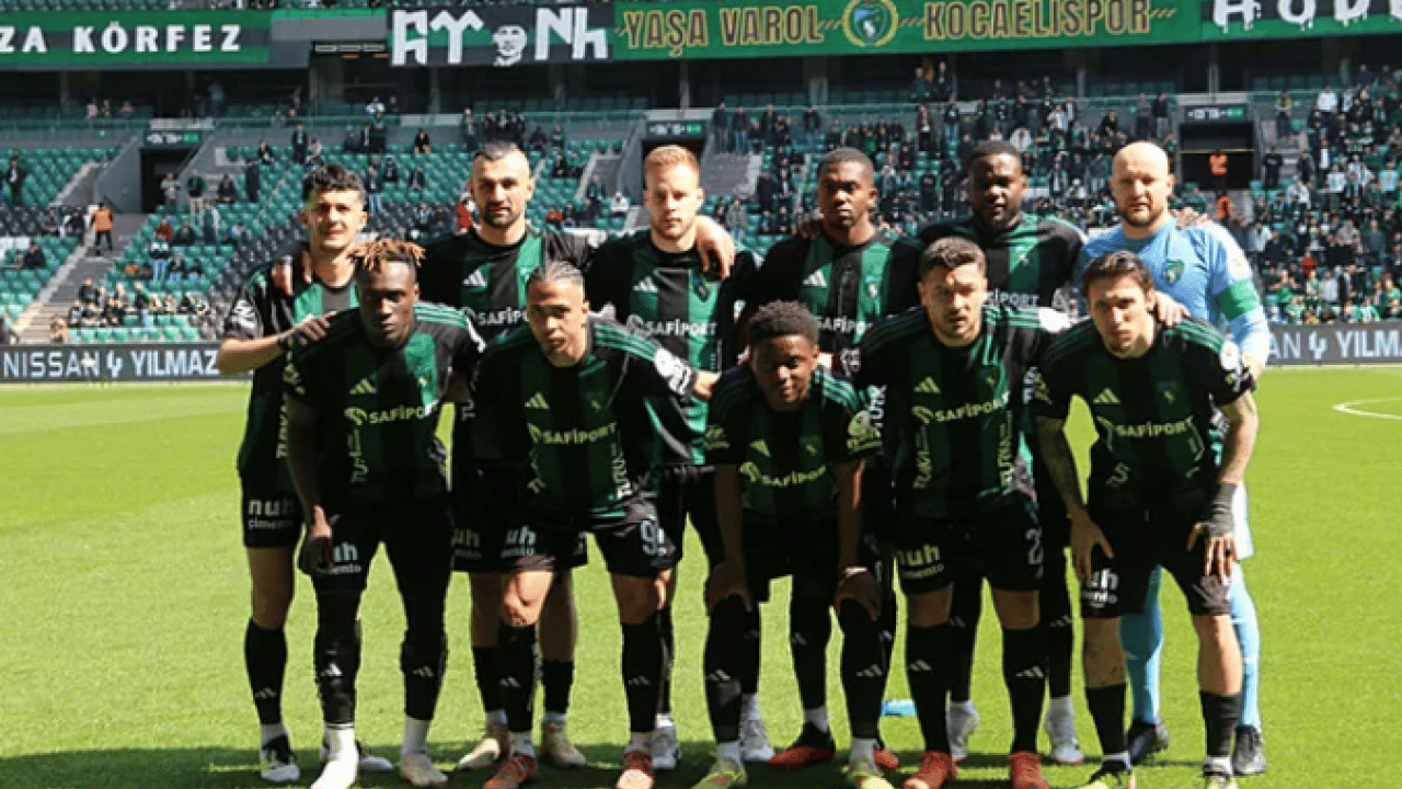 Foto - Süper Lig maçınca olay hareket: Maç bitmeden çekti gitti!