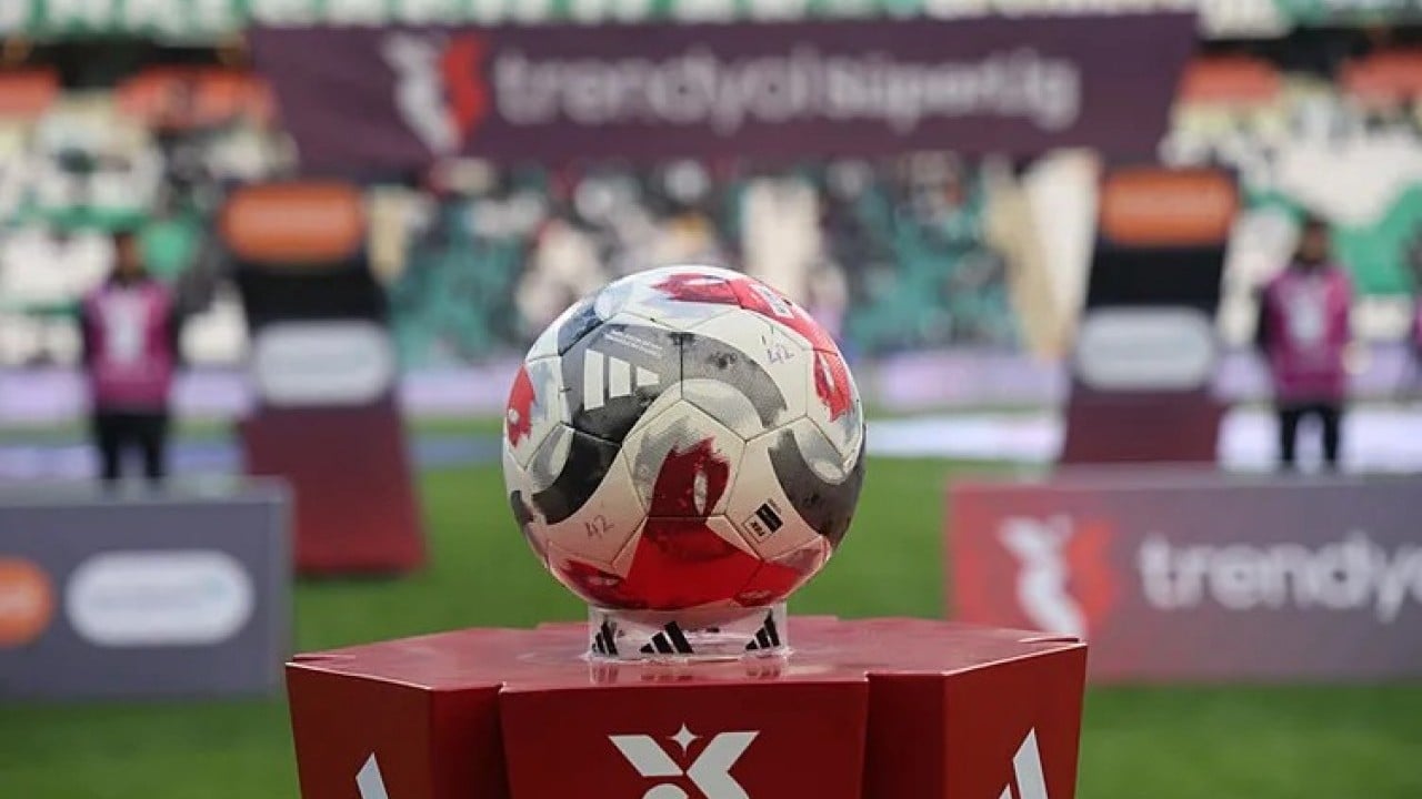 Süper Lig devleri geride bıraktı! Dünyanın en değerli ligleri listesinde Türkiye rüzgarı!