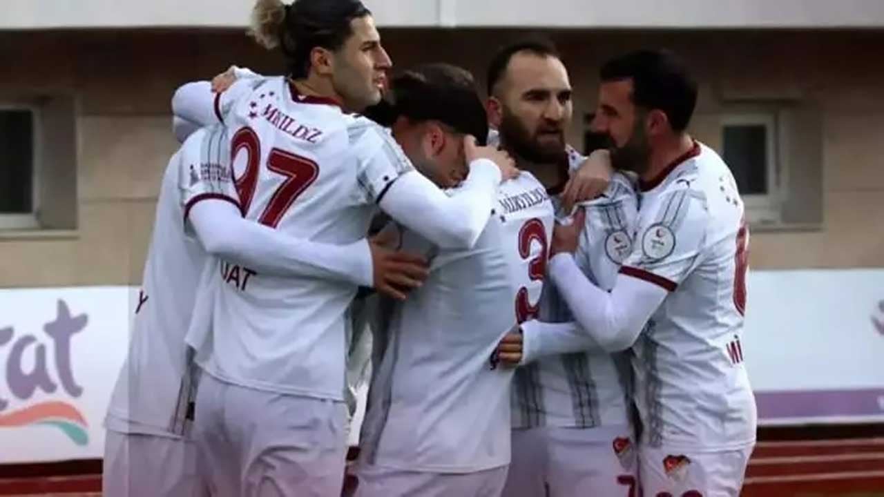 Foto - Süper Lig devlerine alt lig şoku! Türkiye profesyonel liglerinde en çok gol atan 10 takım belli olurken, Galatasaray ve Fenerbahçe listenin dışında kalarak sınıfta kaldı