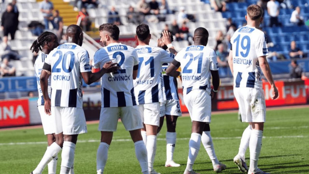 Foto - Süper Lig’de küme düşecek son takım yarın belli oluyor