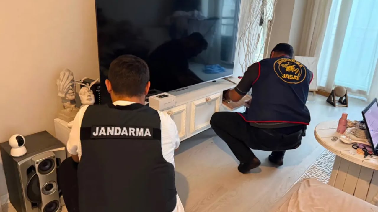 Foto - Şüpheli SMS'ler harekete geçirdi! MİT hepsini enseledi!