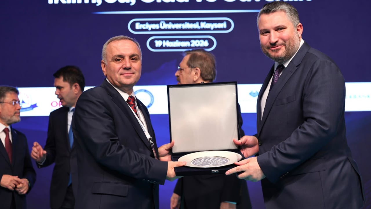 Foto - Sürdürülebilir geleceğe yönelik çözüm önerileri Erciyes Zirvesi-1'de ele alınıyor...