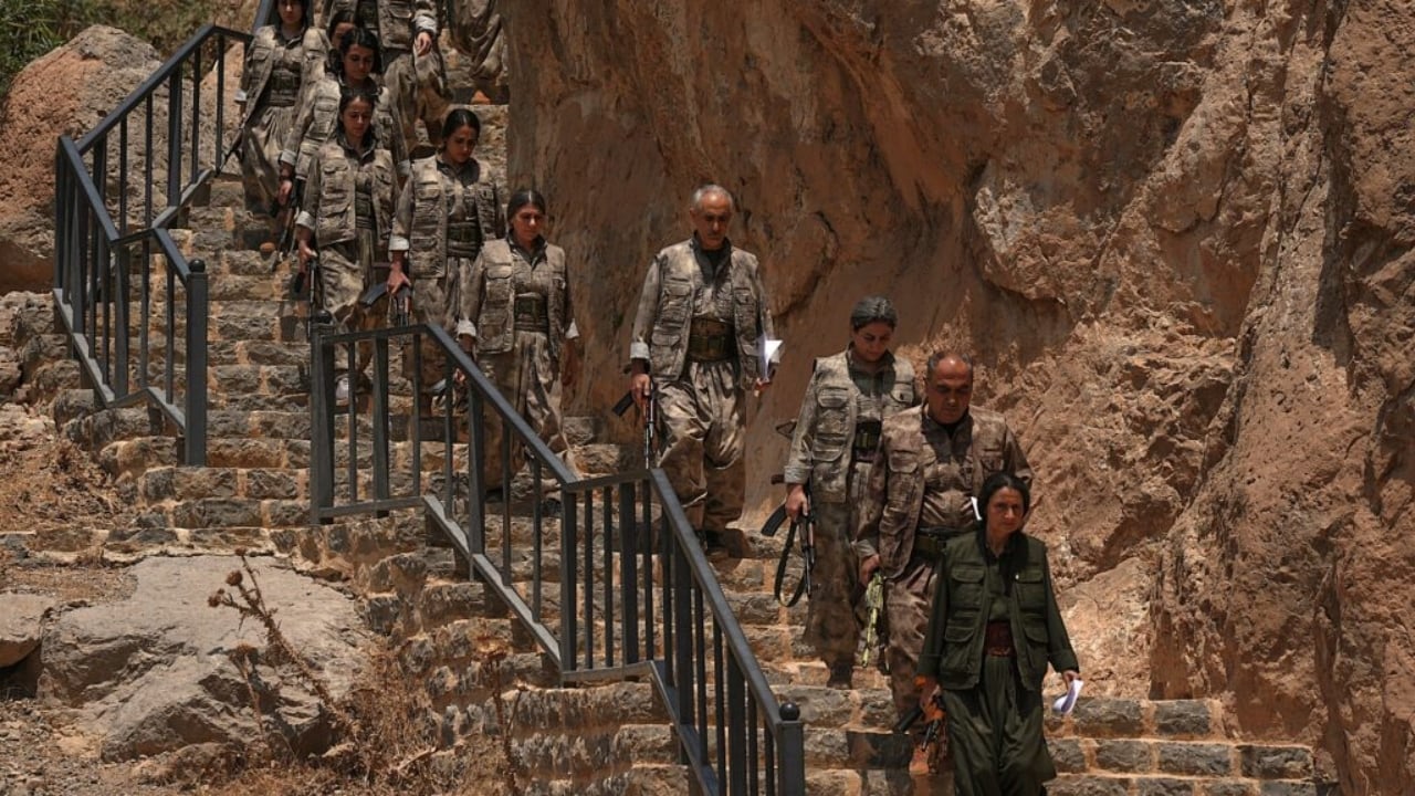 Süreç bir anda hızlandı! 200 PKK yöneticisi Türkiye’ye mi geliyor? 