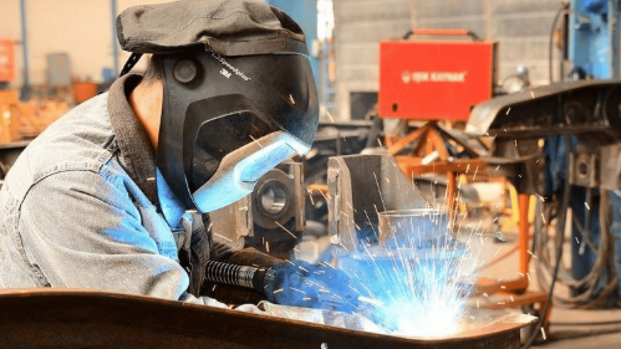 Foto - Sürekli işçinin 8 yıllık 'çakılı kadro' çilesi bitti: AYM o yasağı tek kalemde sildi