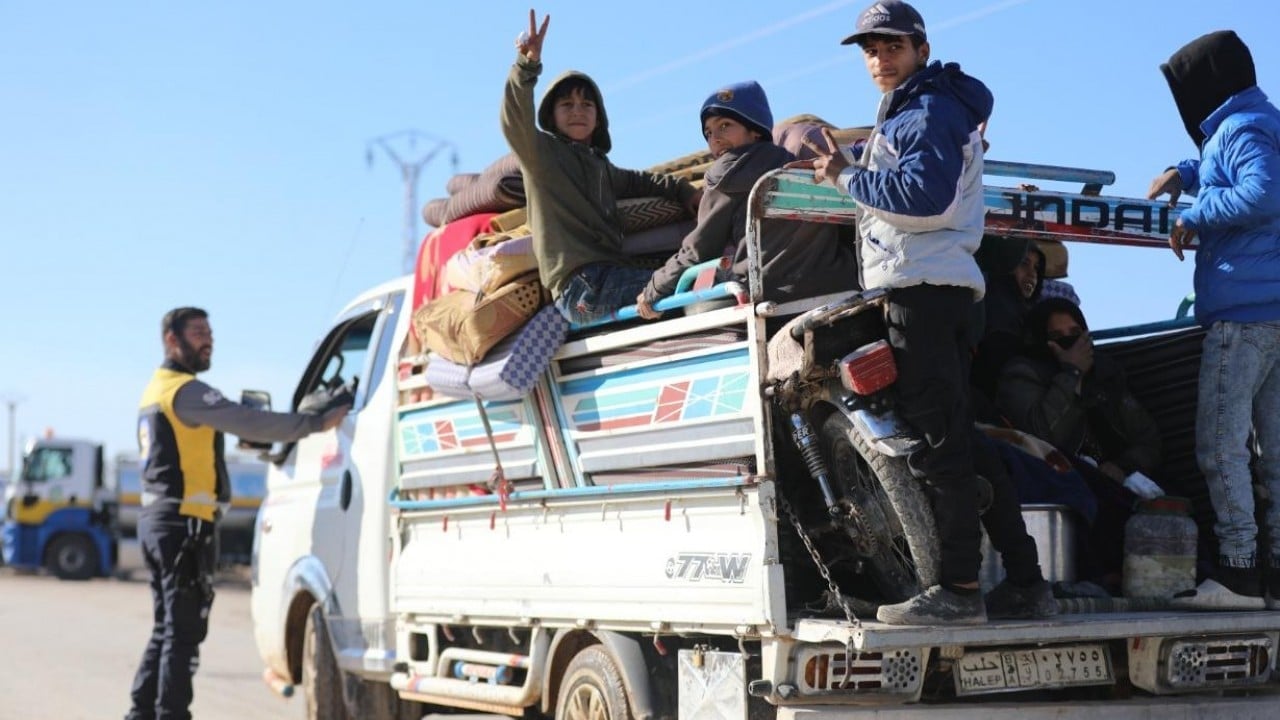 Foto - Suriye ordusundan hayati karar! Binlerce kişi canını kurtardı