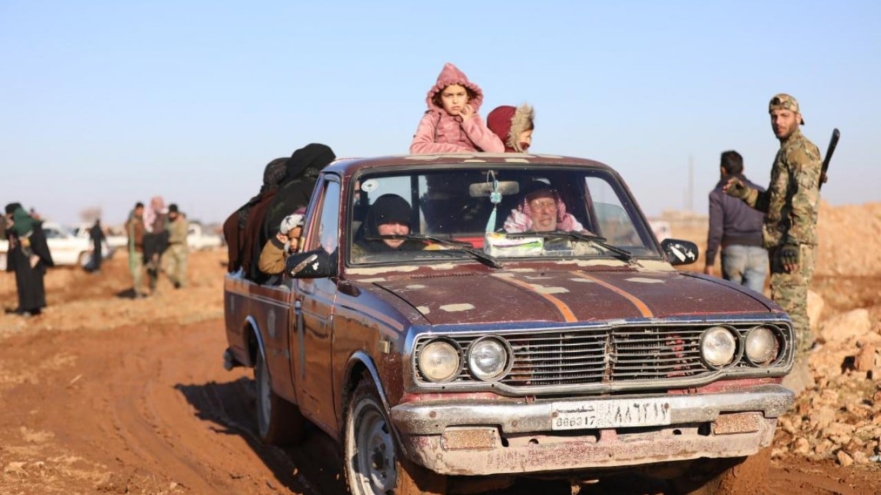 Foto - Suriye ordusundan hayati karar! Binlerce kişi canını kurtardı