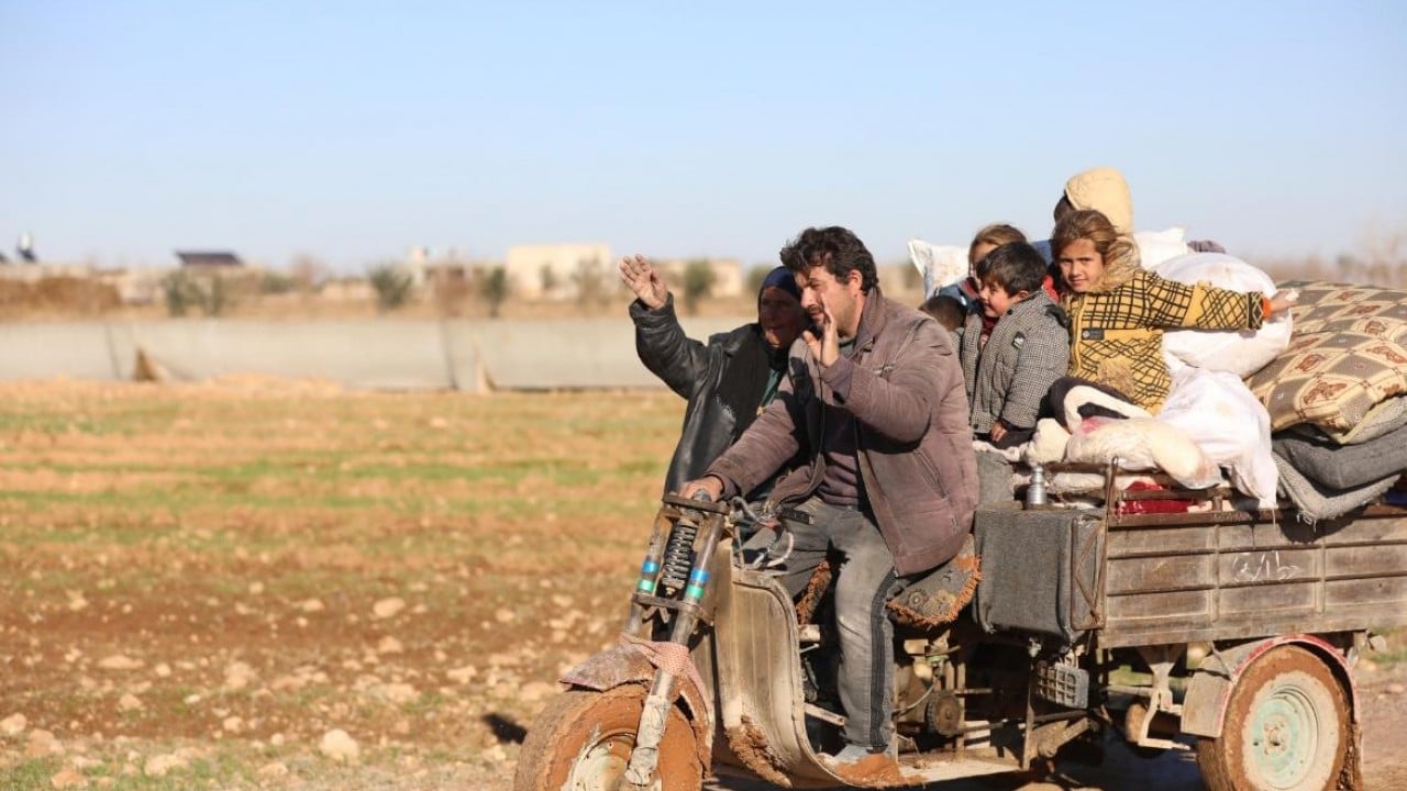Foto - Suriye ordusundan hayati karar! Binlerce kişi canını kurtardı