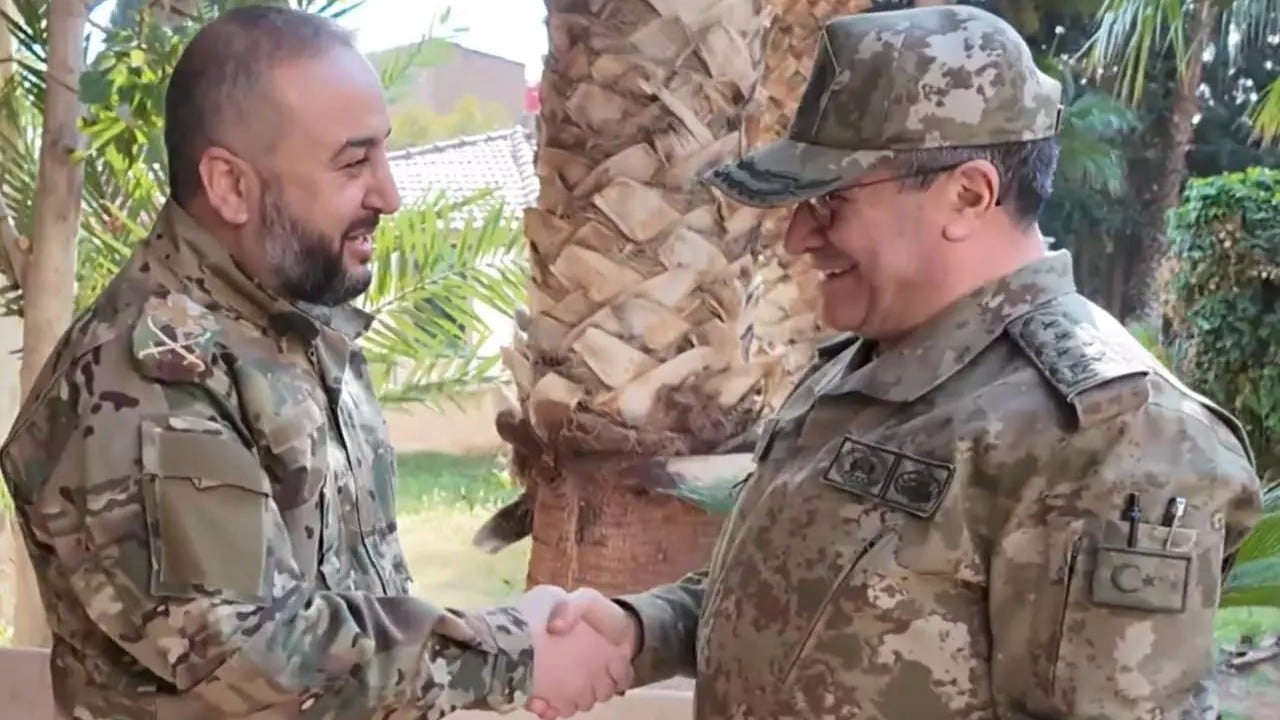 Foto - Suriye'de hareketli saatler! Genelkurmay Başkanı Selçuk Bayraktaroğlu başkente giriş yaptı