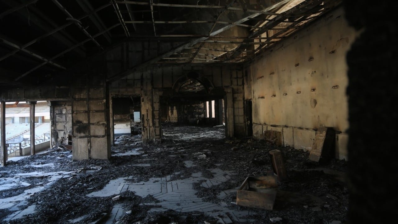 Foto - Suriye’deki değişimin en net görüntüsü! Katliam üssünden futbol merkezine