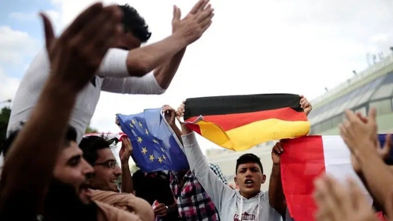 Foto - Suriyelilere toplu ret verilmeye başlandı