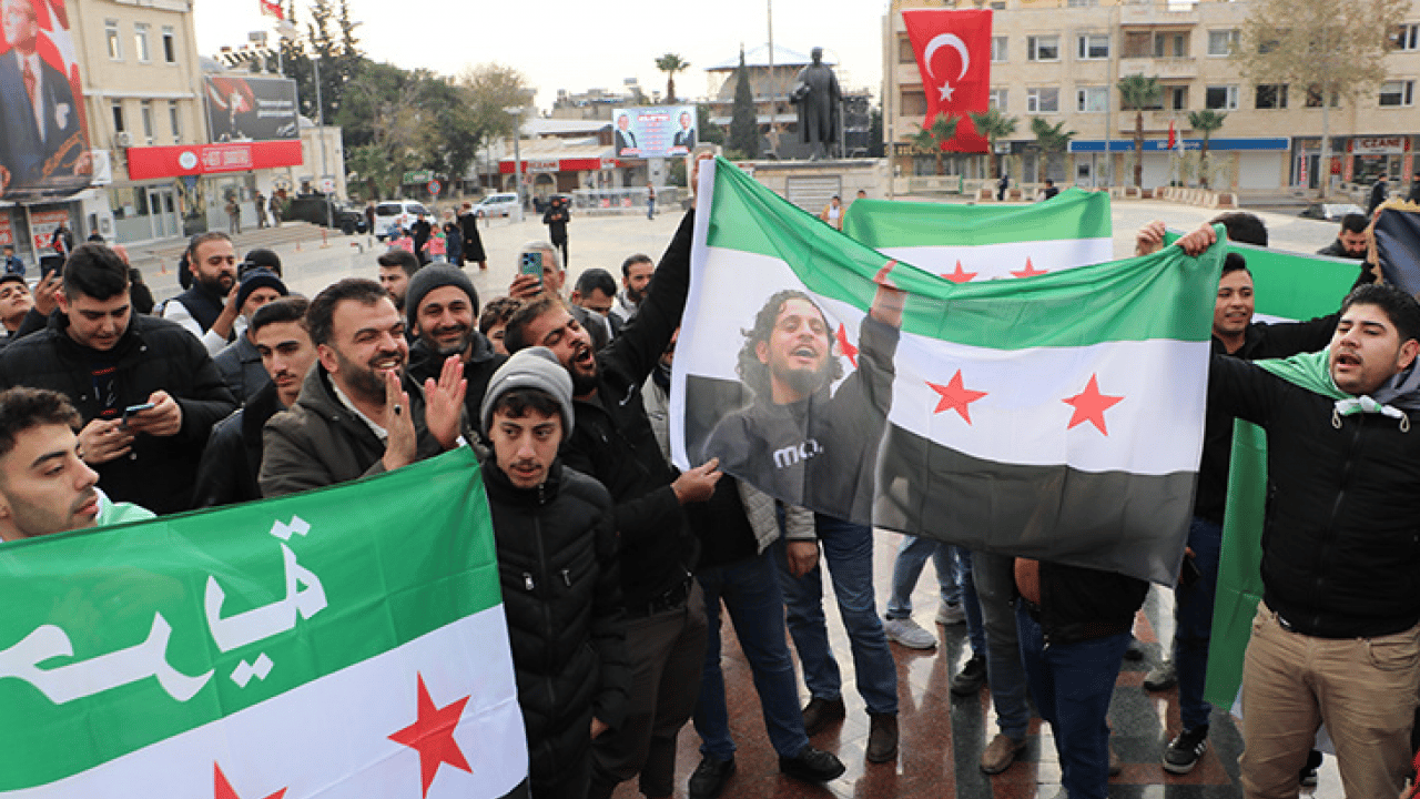 Foto - Suriyelilerin geçici koruma statüleri kalkıyor! Türkiye’den geri dönüşleri hızlandırılacak