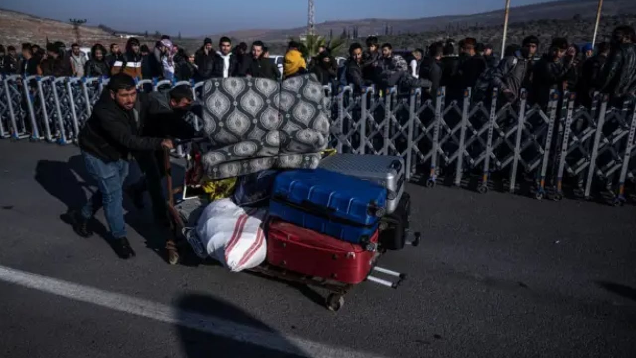 Foto - Suriyelilerin geçici koruma statüleri kalkıyor! Türkiye’den geri dönüşleri hızlandırılacak