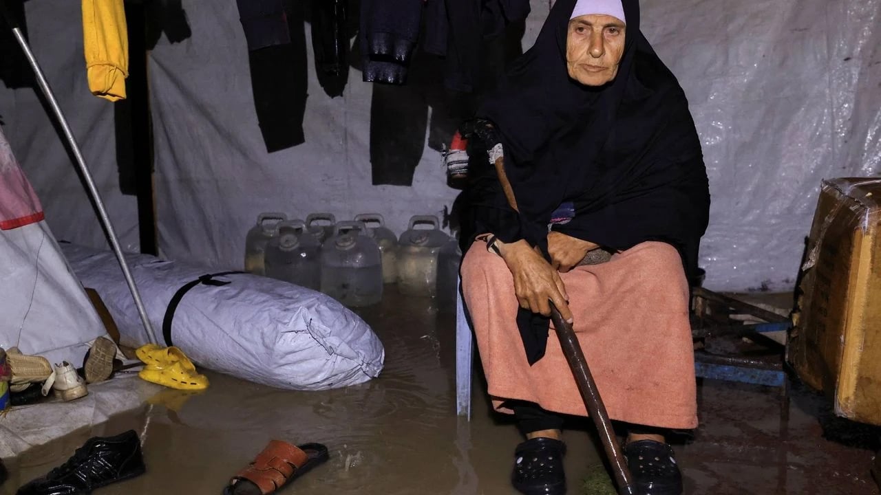 Foto - Suriye'nin göbeği İdlib ve Halep'te Suriyeliler mücadele ediyor! Bir milyona yakın insan var ama çadır sayısı 1150...