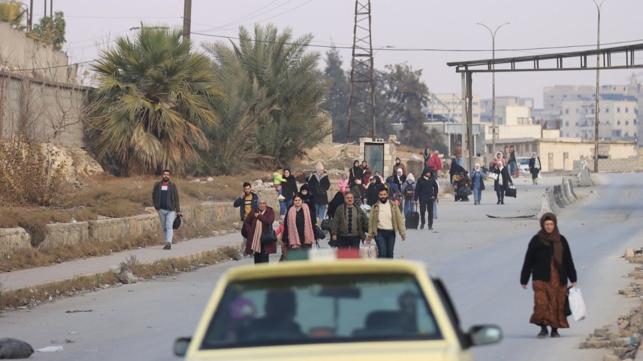 Foto - Suriye'nin Halep ilinde PKK/YPG'nin işgal ettiği mahallelerde sivil göç: Çatışmalar devam ediyor