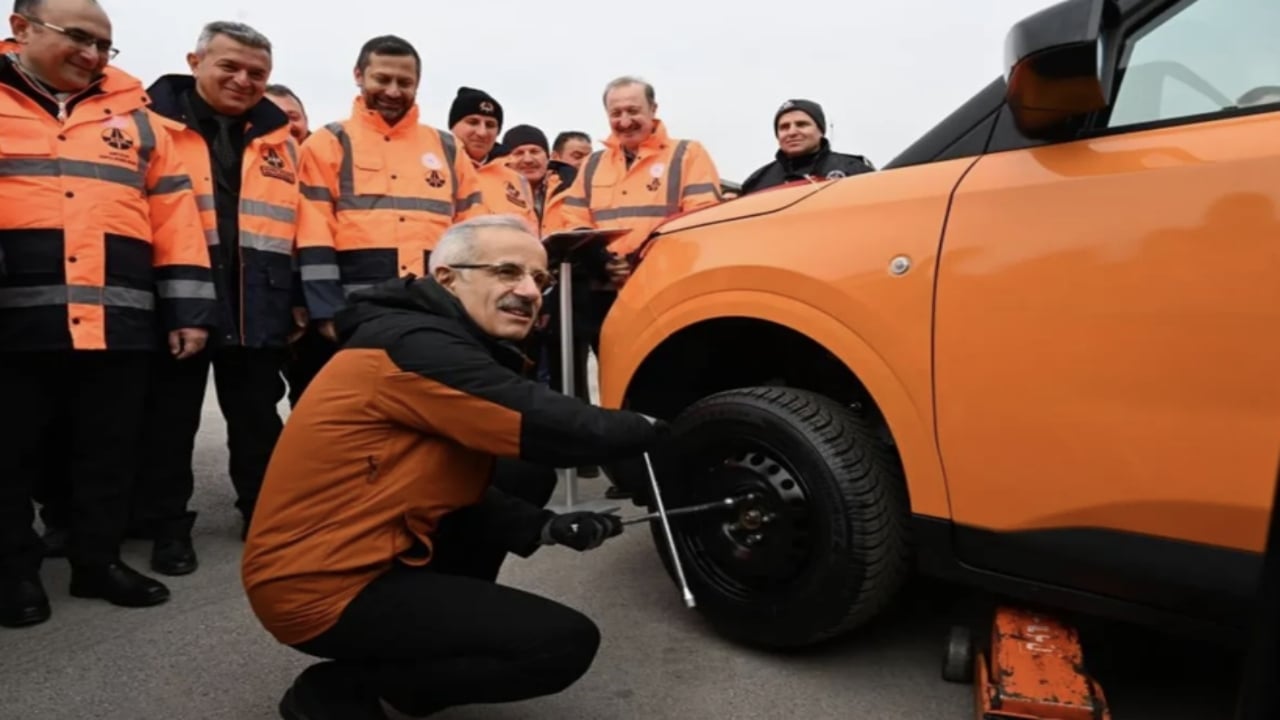 Foto - Sürücüler aman dikkat, yeni dönem resmen bugün başladı! 5 bin 856 TL cezayı şak diye yiyebilirsiniz