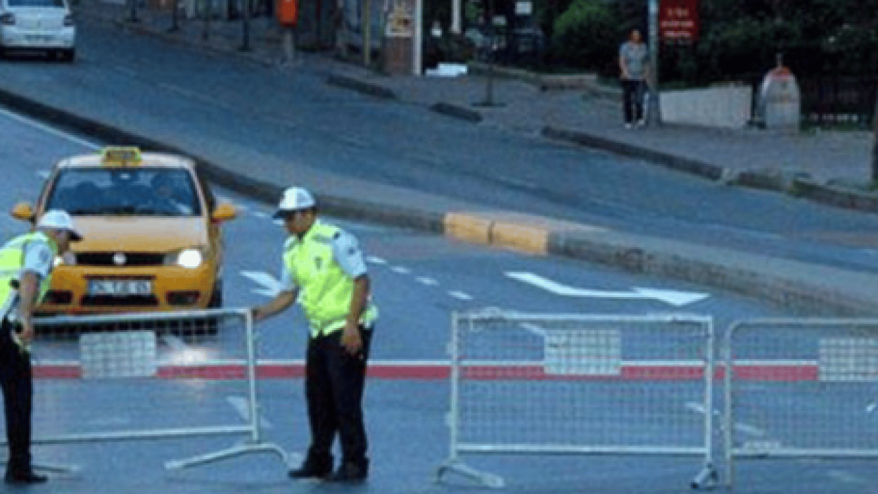 Foto - Sürücüler dikkat! İstanbul ve Ankara'da yılbaşı barikatı: İşte trafiğe kapanacak tüm yollar