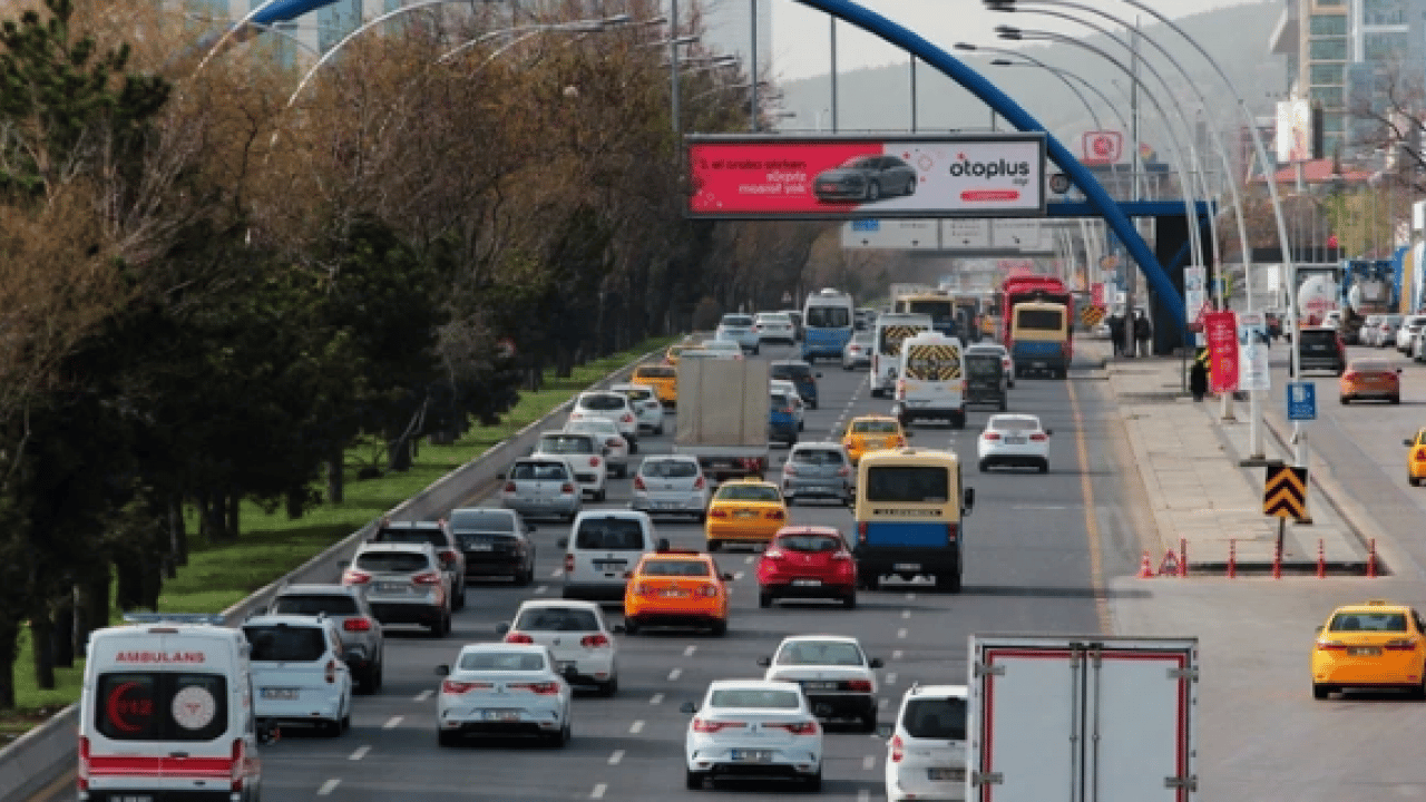 Foto - Sürücüler dikkat! İstanbul ve Ankara'da yılbaşı barikatı: İşte trafiğe kapanacak tüm yollar