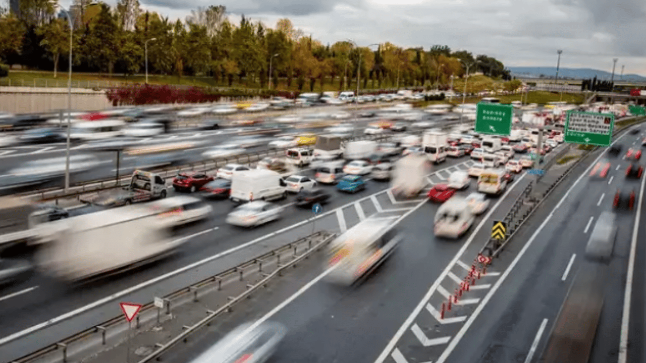 Foto - Sürücüler dikkat! İstanbul ve Ankara'da yılbaşı barikatı: İşte trafiğe kapanacak tüm yollar