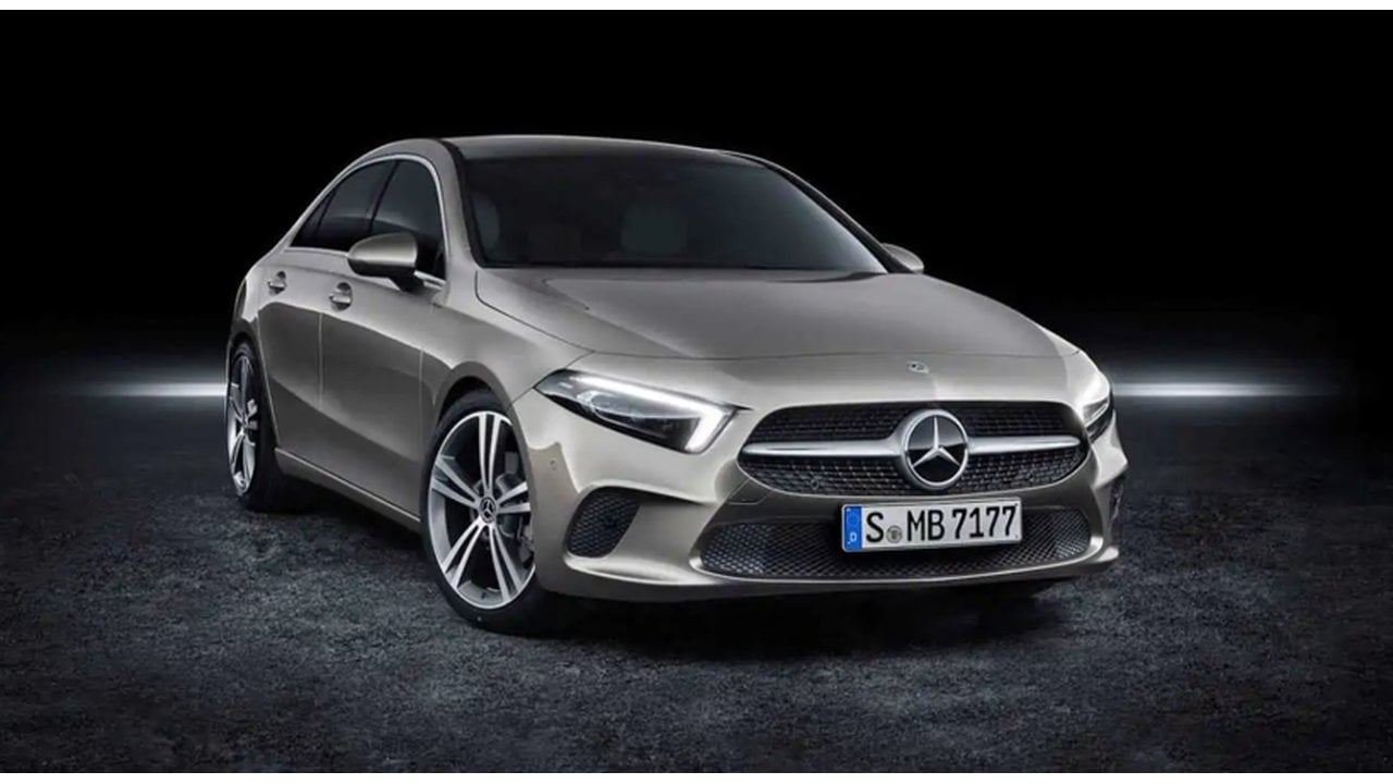 Foto - Sürücülerin hayatını kurtaran teknoloji, bakın nasıl ortaya çıkmış! Geyik testinde rezil olan Mercedes, otomotiv tarihini böyle değiştirmiş
