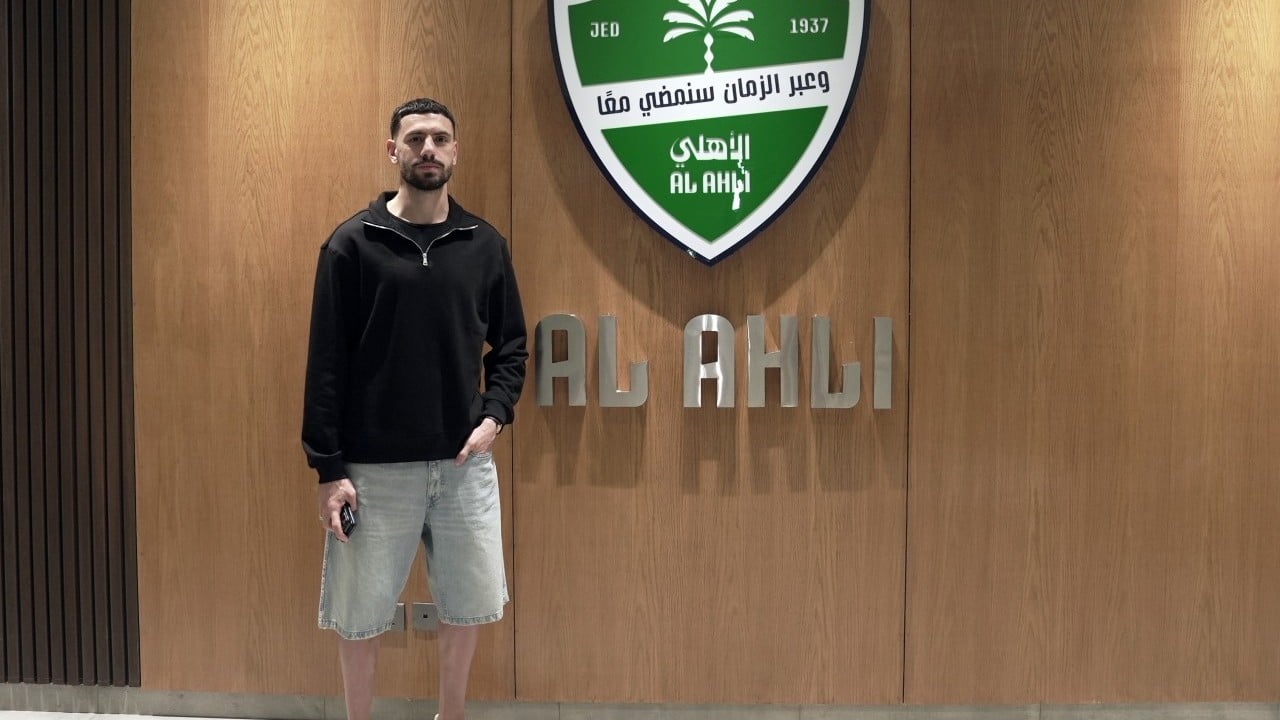 Foto - Suudi Arabistan'da 'Çırpınırdı Karadeniz' yankıları! Merih Demiral Sahaya Damga Vurdu