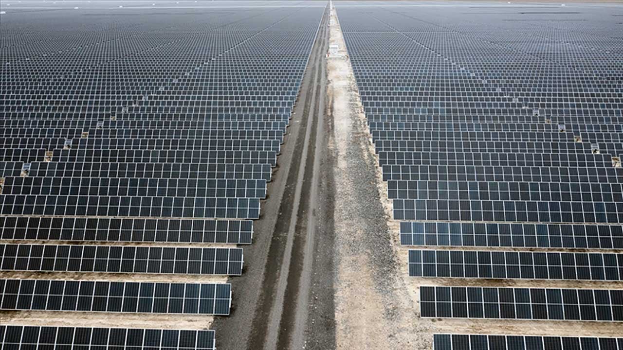 Foto - Suudi Arabistan'dan enerji atağı! Batarya depolamaya yöneldi