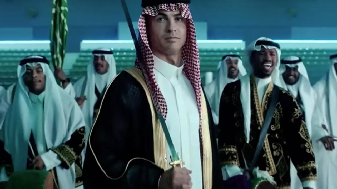 Suudi Arabistan’ın eski futbolcusu: Ronaldo’nun sahadaki performansıyla uyuşmadığı için eleştirdi! Takımı panikletti