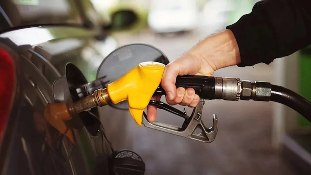 Foto - Tabelayı gören şok oluyor! Sürücülere kontak kapattıracak zam