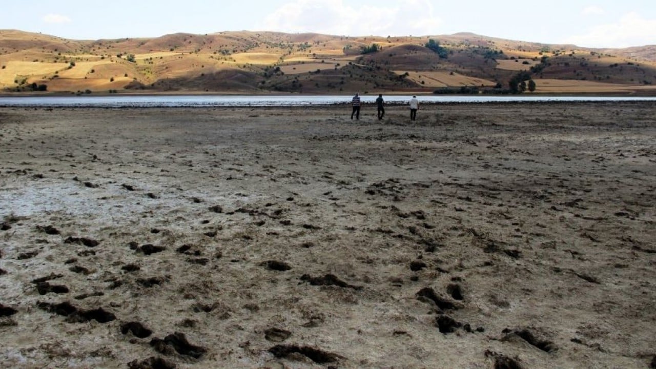 Foto - Tabiatın dengesini bozduk 1 sene kurak 1 sene yağış