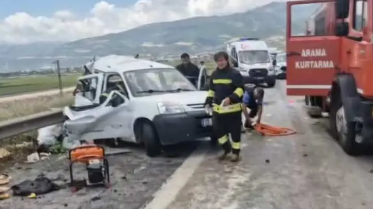 Foto - TAG yolunca feci kaza: Ölü ve yaralılar var!