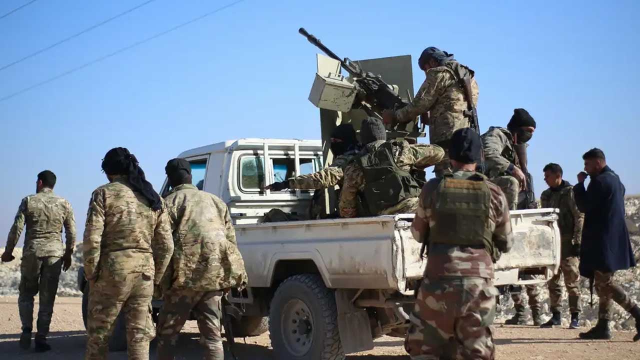 Foto - Tahran küplere binecek! Ahmed Şara'dan İran'a çok büyük darbe