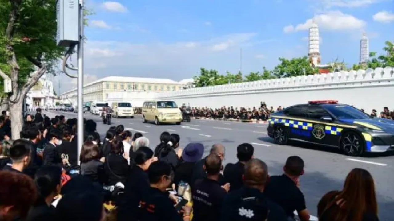Foto - Tahtın en güçlü varisiyldi: Prensens son yolculuğuna uğurlandı!