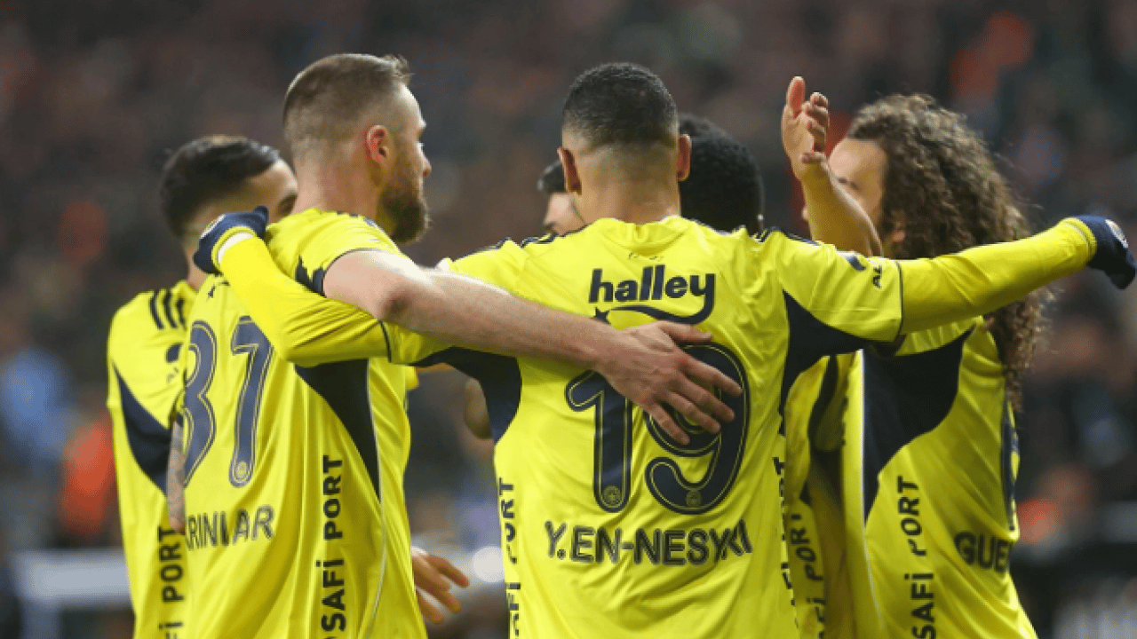 Foto - Takım kökten değişecek! Fenerbahçe'de sezon sonu büyük temizlik