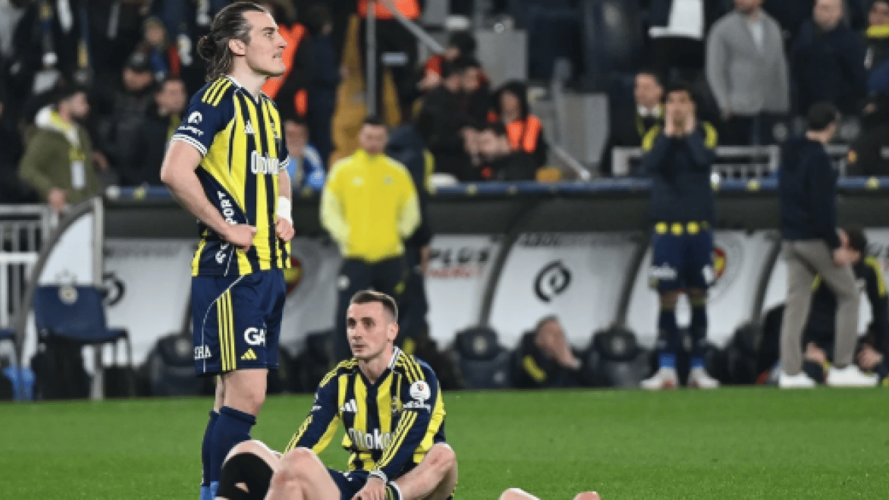 Foto - Takım kökten değişecek! Fenerbahçe'de sezon sonu büyük temizlik