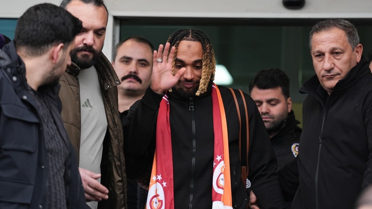 Foto - Takımına kafa tutan Sacha Boey'i topa tuttular: 'Maç günü rest çekip uçağa binmeyen oyuncudan fayda gelmez'