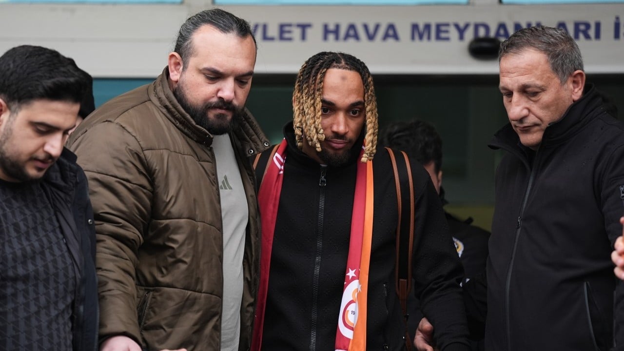 Foto - Takımına kafa tutan Sacha Boey'i topa tuttular: 'Maç günü rest çekip uçağa binmeyen oyuncudan fayda gelmez'