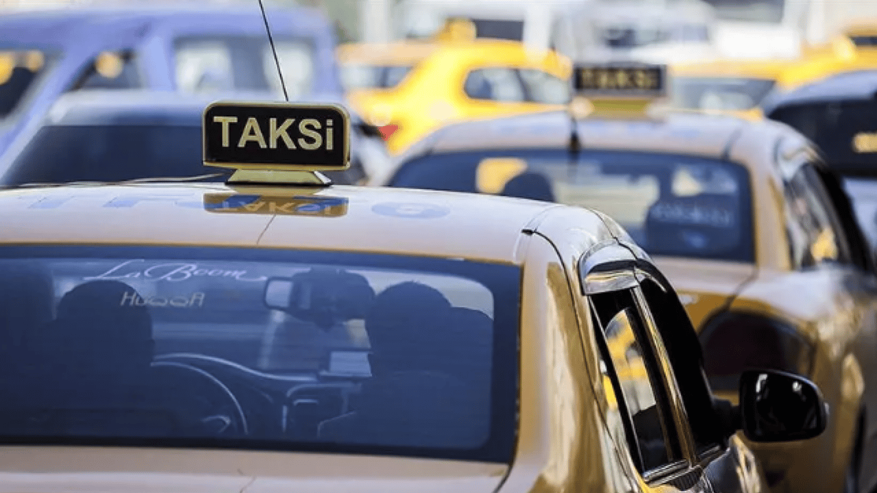 Foto - Taksilerde artık zorunlu oldu! Eylül ayına kadar süre tanındı!