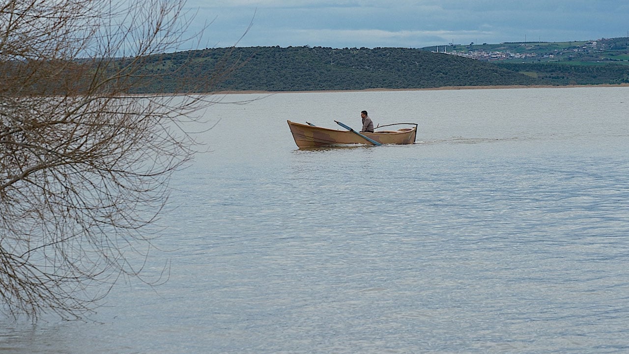 Foto - Tam 10 yıl sonra yeniden aynı manzara! Burası Venedik değil Ulubat Gölü