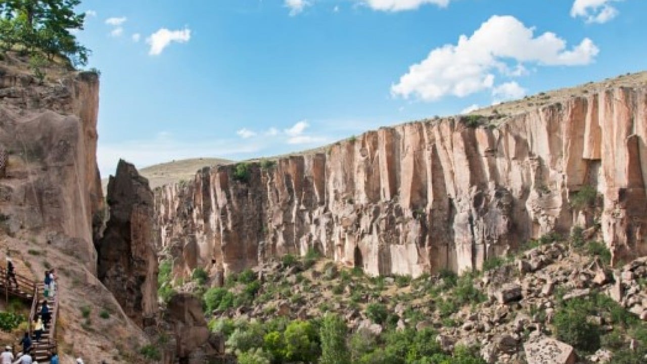 Foto - Tam 394 basamaklı! Türkiye'nin en bilindik turizm noktasında sonbahar hareketliliği