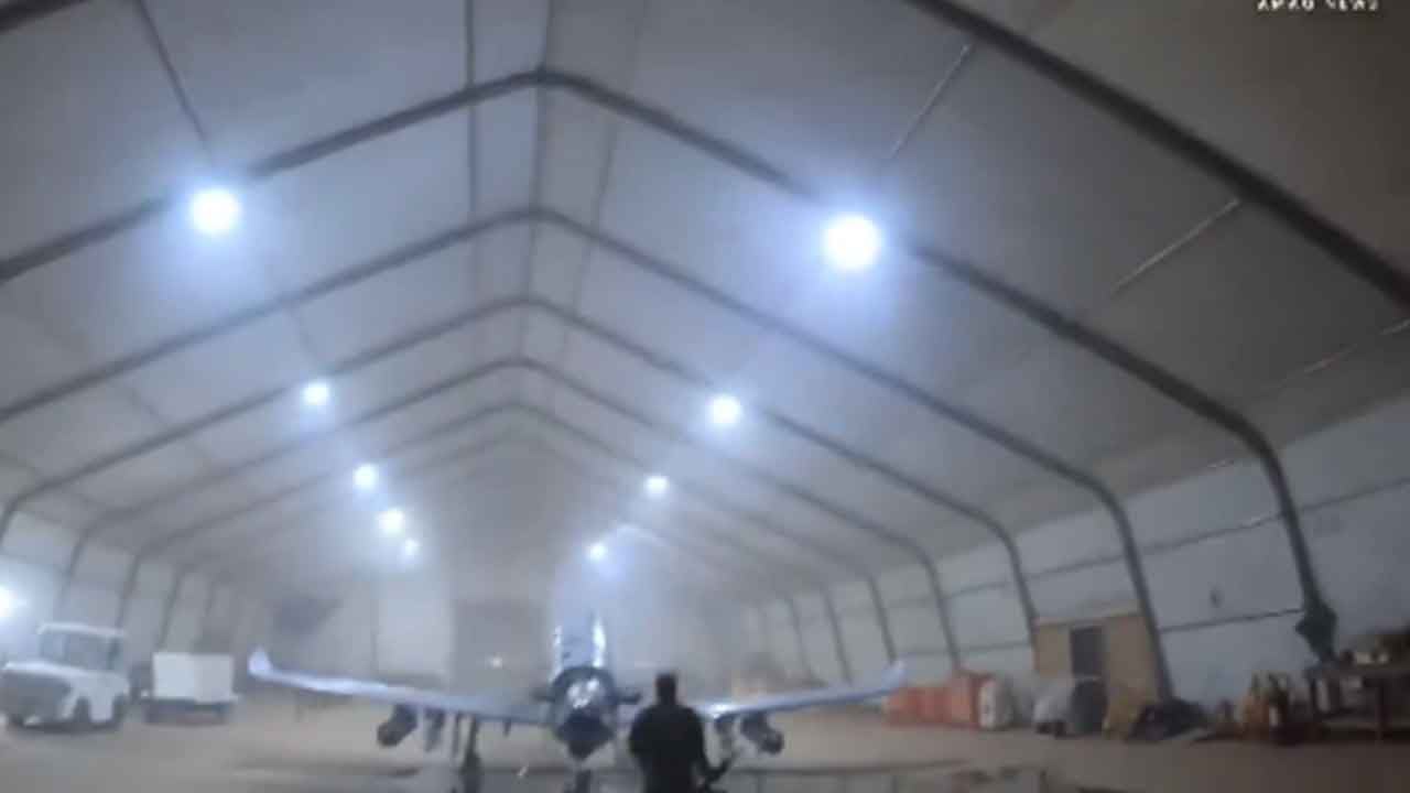 Foto - Tam anlamıyla rezalet! Allahu Ekber deyip Türk savaş uçağını vurdular