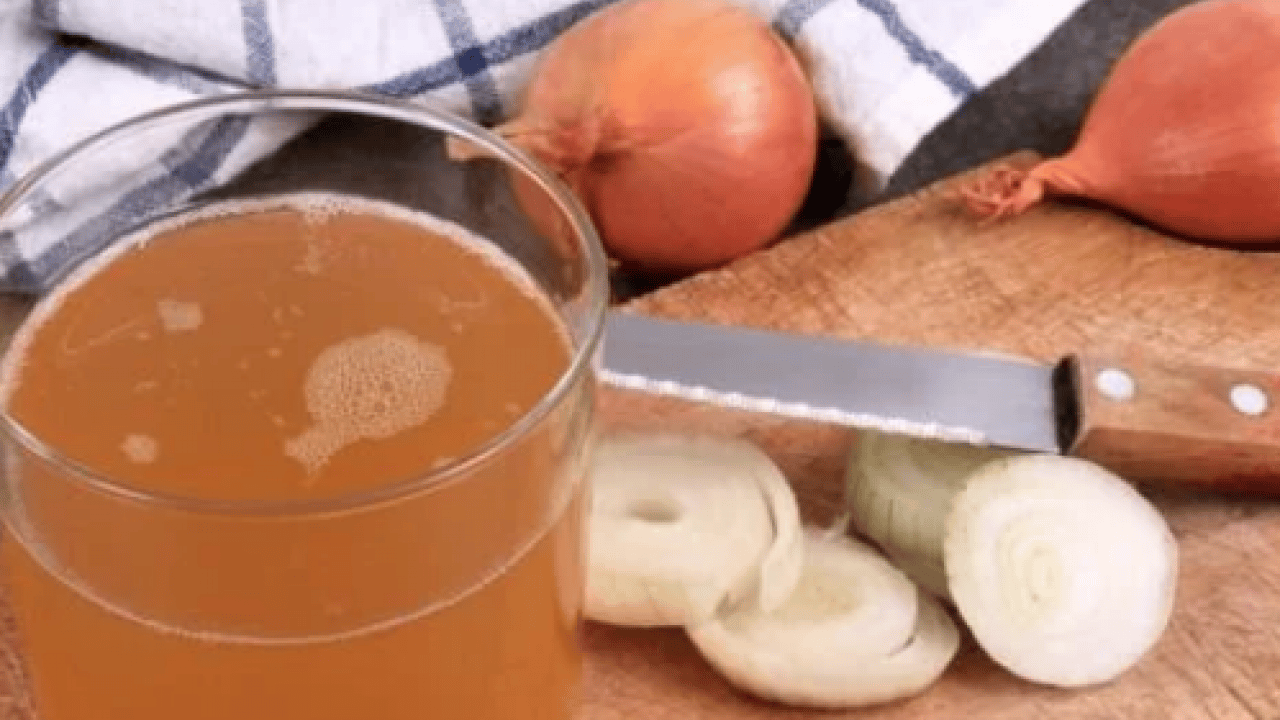 Foto - Tam bir şifa deposuna dönüşüyor... Soğan suyu içerseniz bakın neler oluyor...