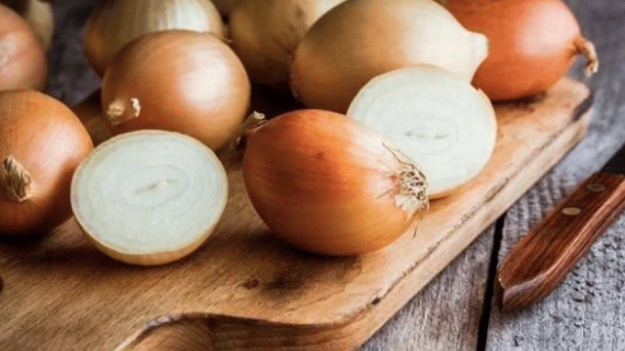 Foto - Tam bir şifa deposuna dönüşüyor... Soğan suyu içerseniz bakın neler oluyor...